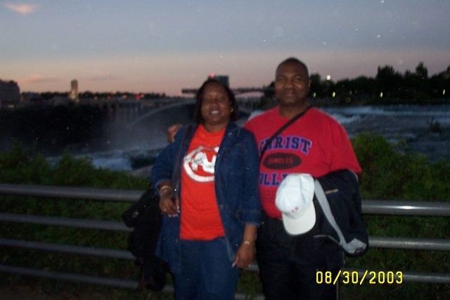 Sandra & Floyd Magwood (Niagara Falls)